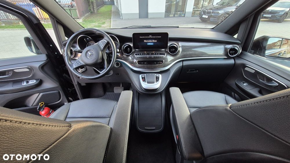 Mercedes-Benz Klasa V ver-300-d-extralang-4matic-9g--tronic-avantgarde - 7