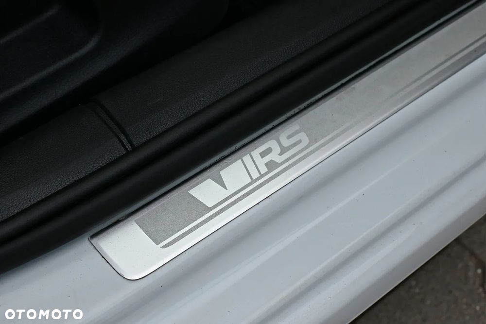 Skoda Octavia 2.0 TDI DSG RS - 21