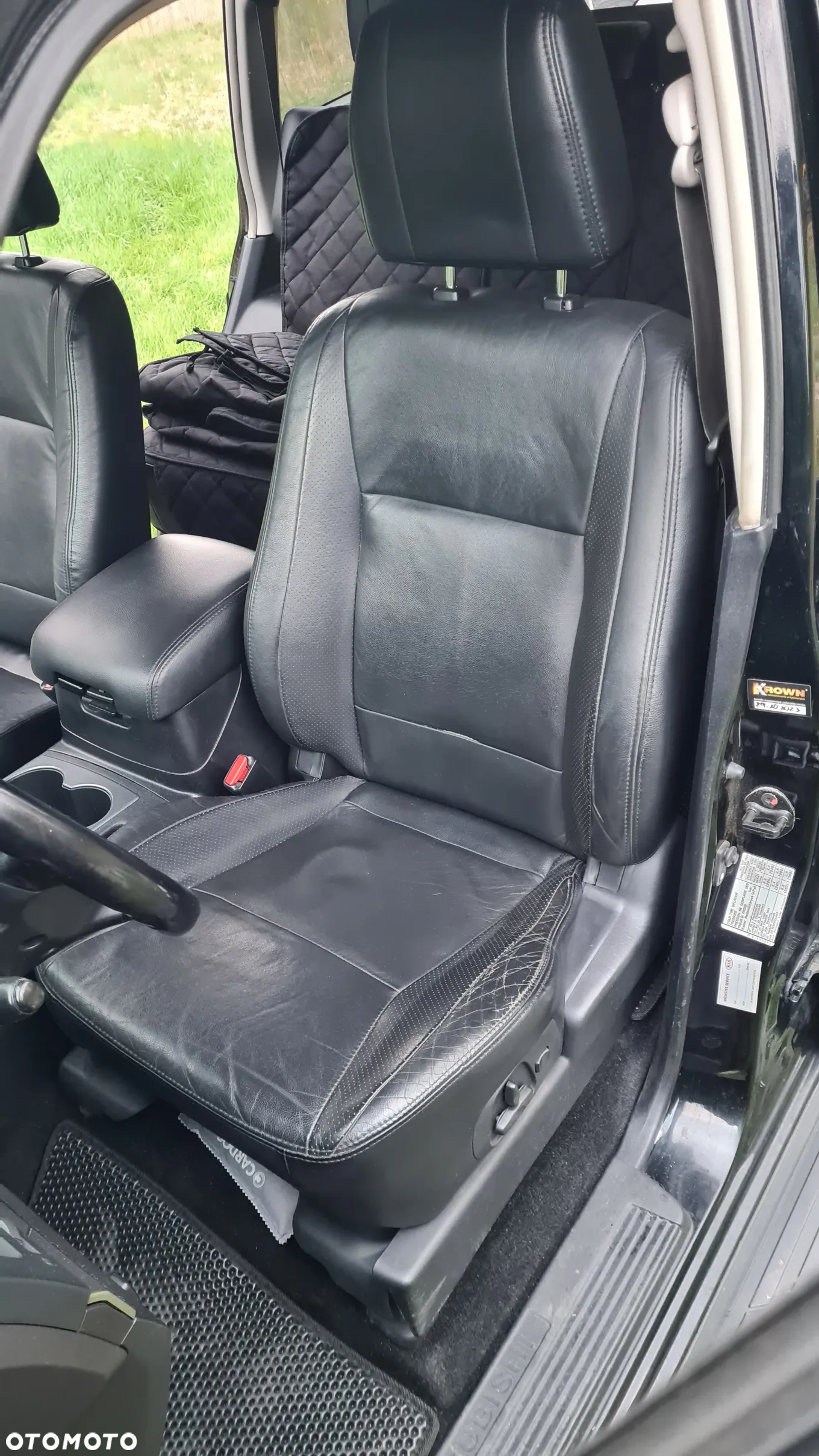 Mitsubishi Pajero - 14