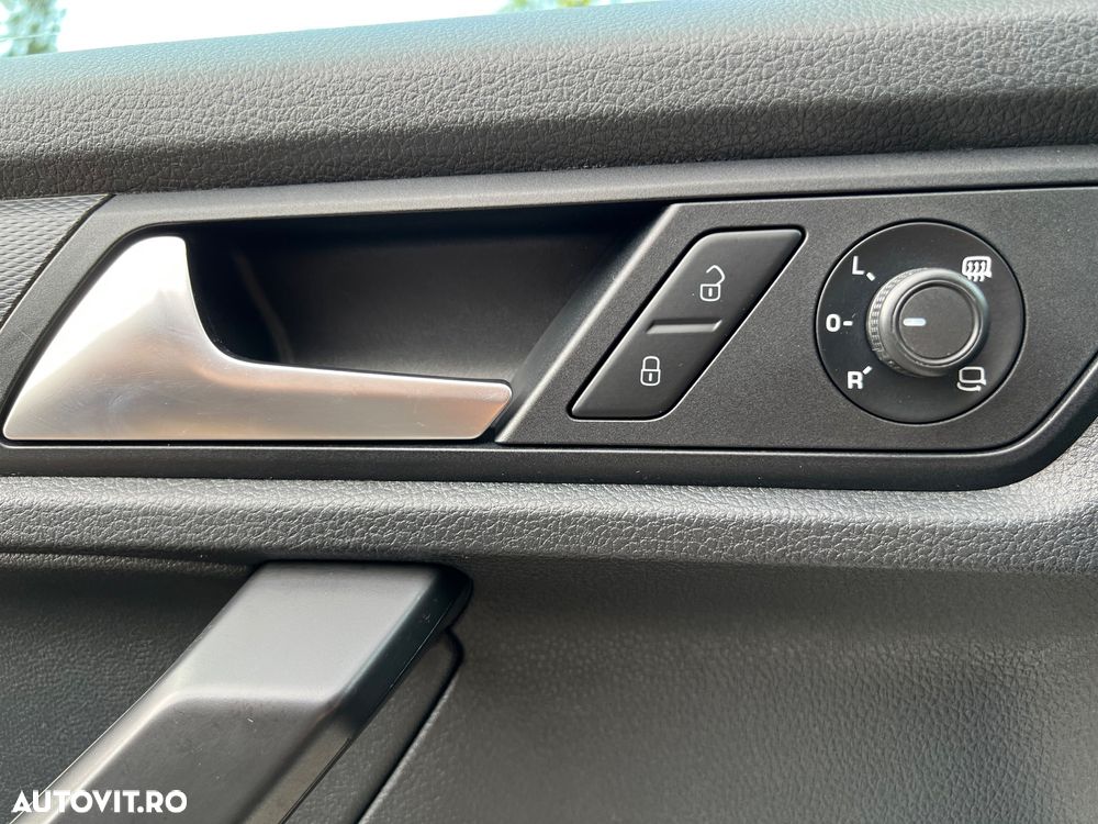 Volkswagen Caddy 2.0 TDI DSG - 9