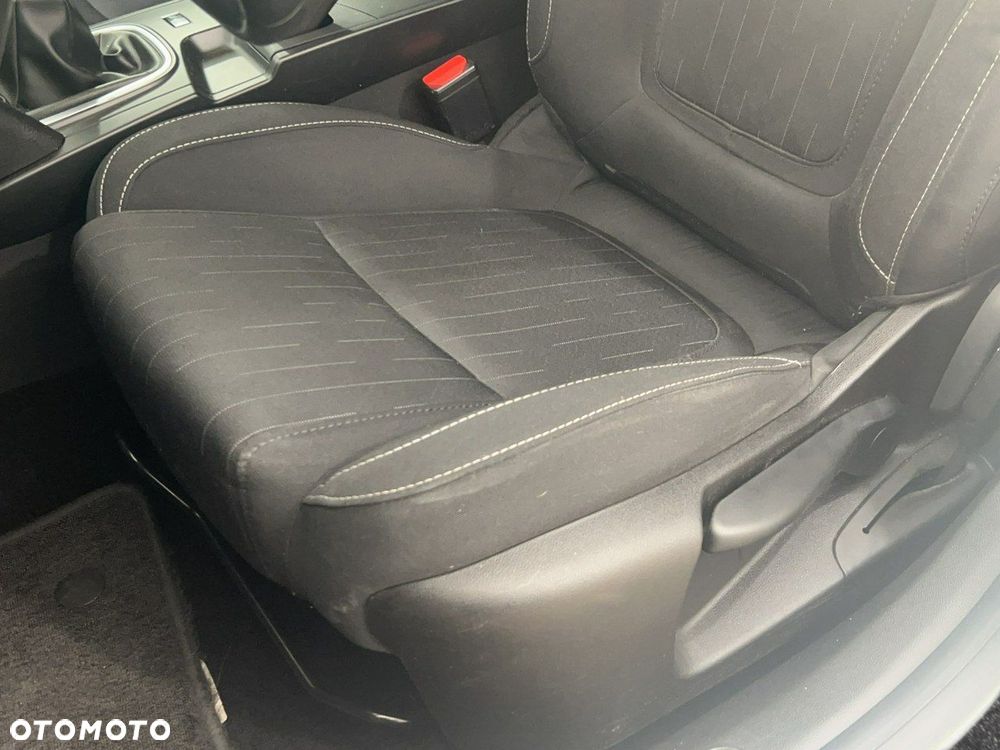 Renault Megane 1.3 TCe FAP Limited - 17