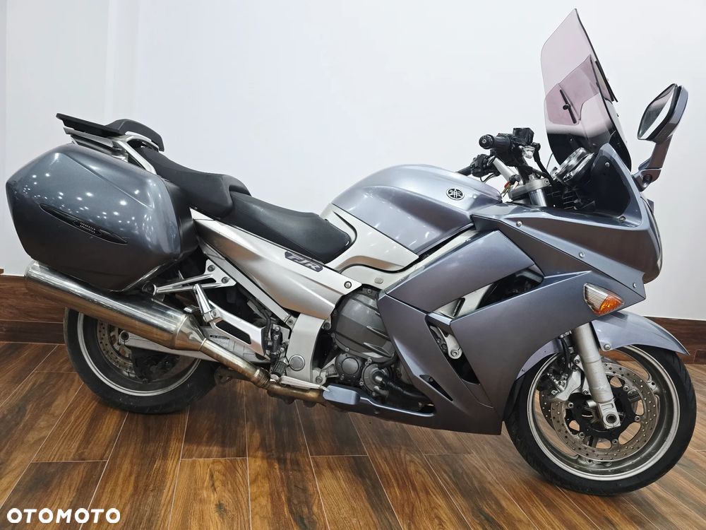 Yamaha FJR - 18