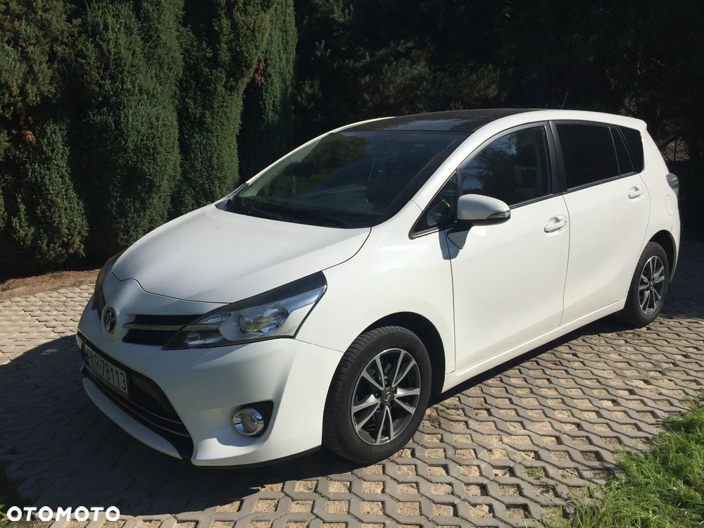 Toyota Verso - 1