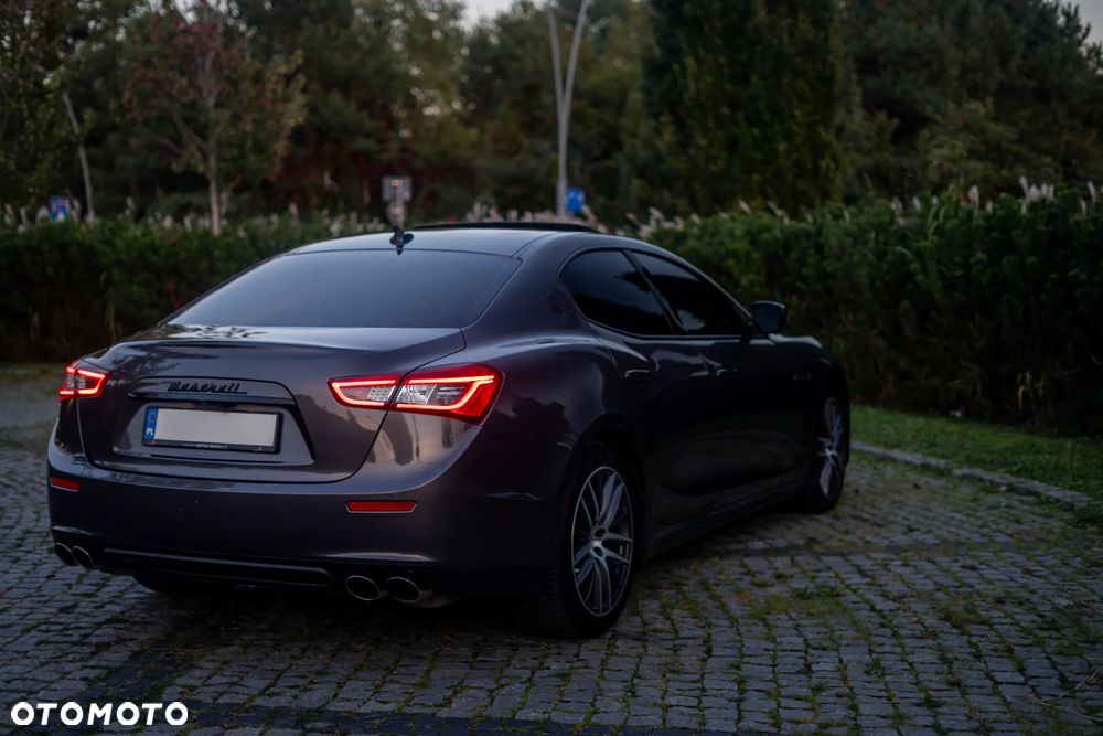 Maserati Ghibli - 15