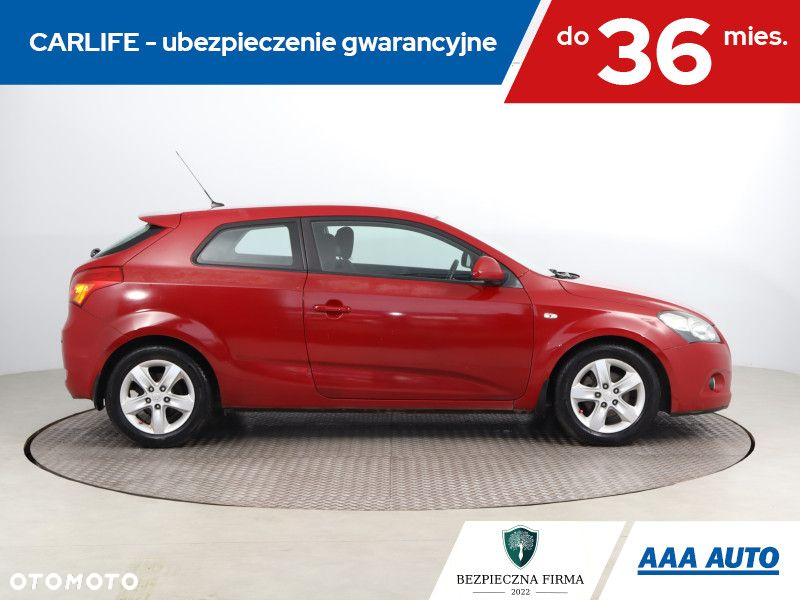 Kia ProCeed - 7