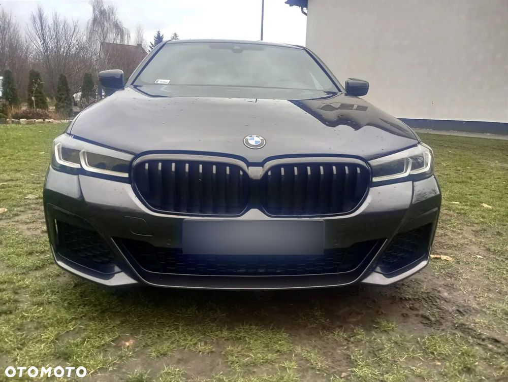 BMW Seria 5 520d xDrive - 2