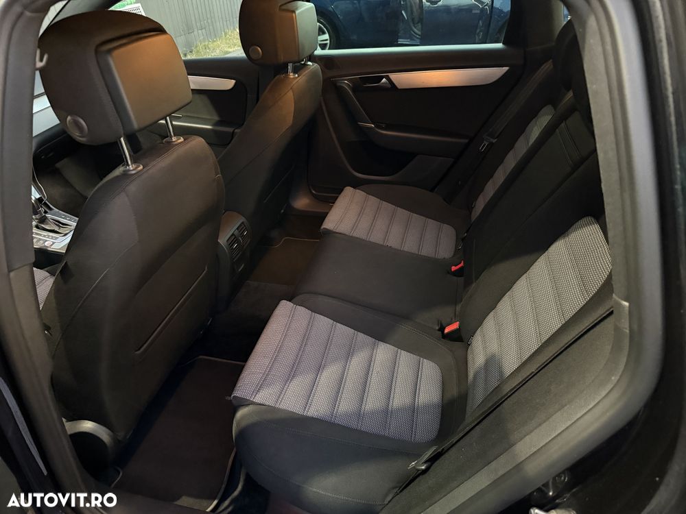Volkswagen Passat Alltrack 2.0 TDI 4Motion BlueMotion Technology DSG Highline - 5