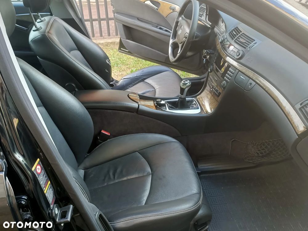 Mercedes-Benz Klasa E 200 Kompressor T Avantgarde - 10