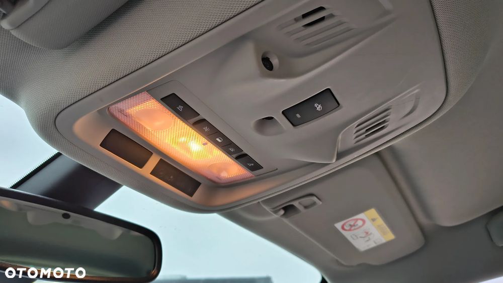 Opel Astra V 1.4 T Elite S&S - 11