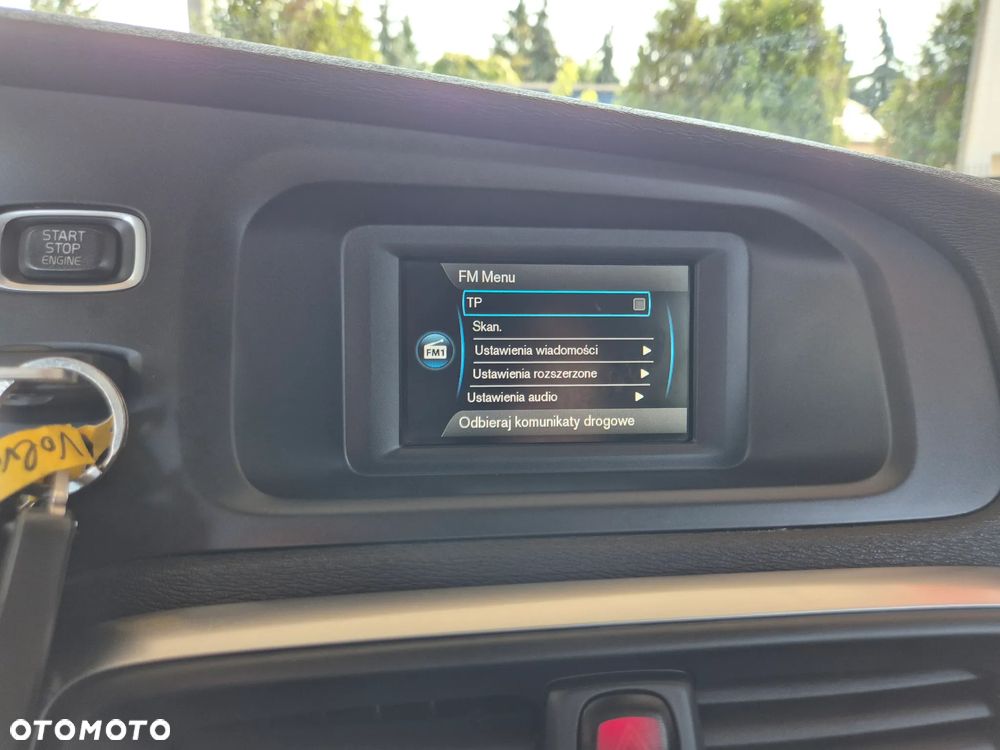 Volvo V40 D2 Momentum - 38
