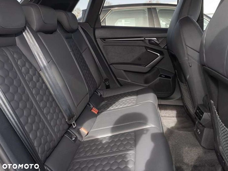 Audi RS3 Sportback TFSI Quattro S tronic - 14