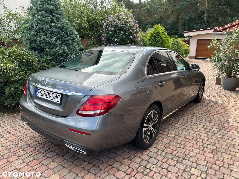 Mercedes-Benz Klasa E 220 d Avantgarde - 3