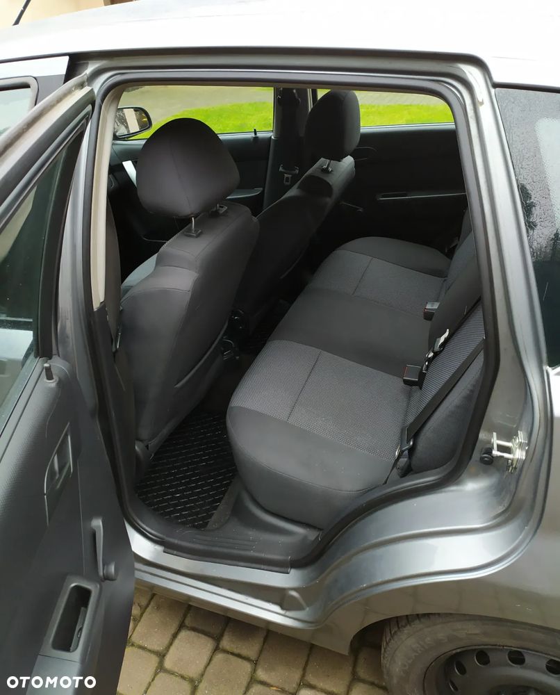 Chevrolet Aveo 1.2 16V Base+ - 9