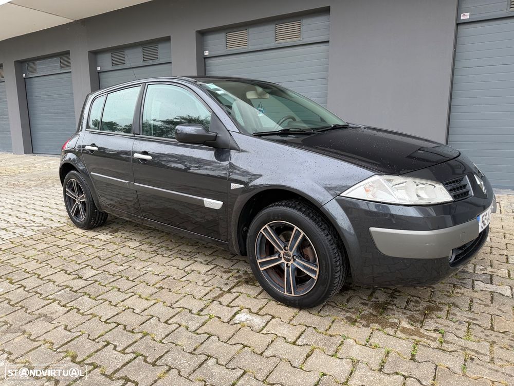 Renault Mégane 1.5 dCi Confort - 2