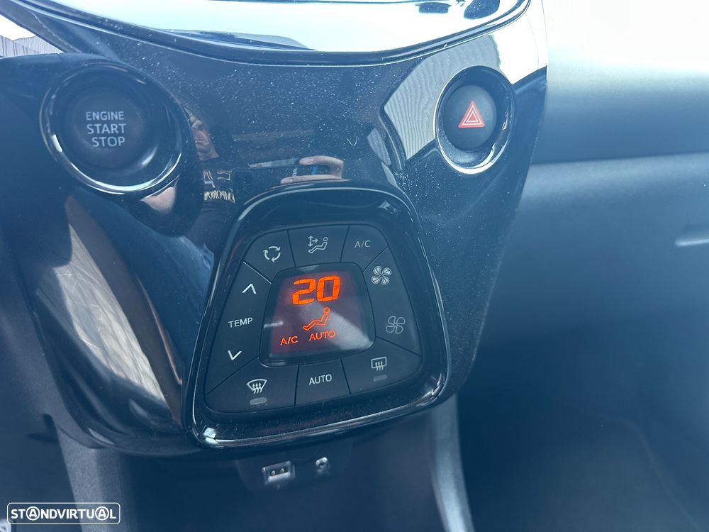 Peugeot 108 1.0 VTI Top! Allure ETG5 - 19