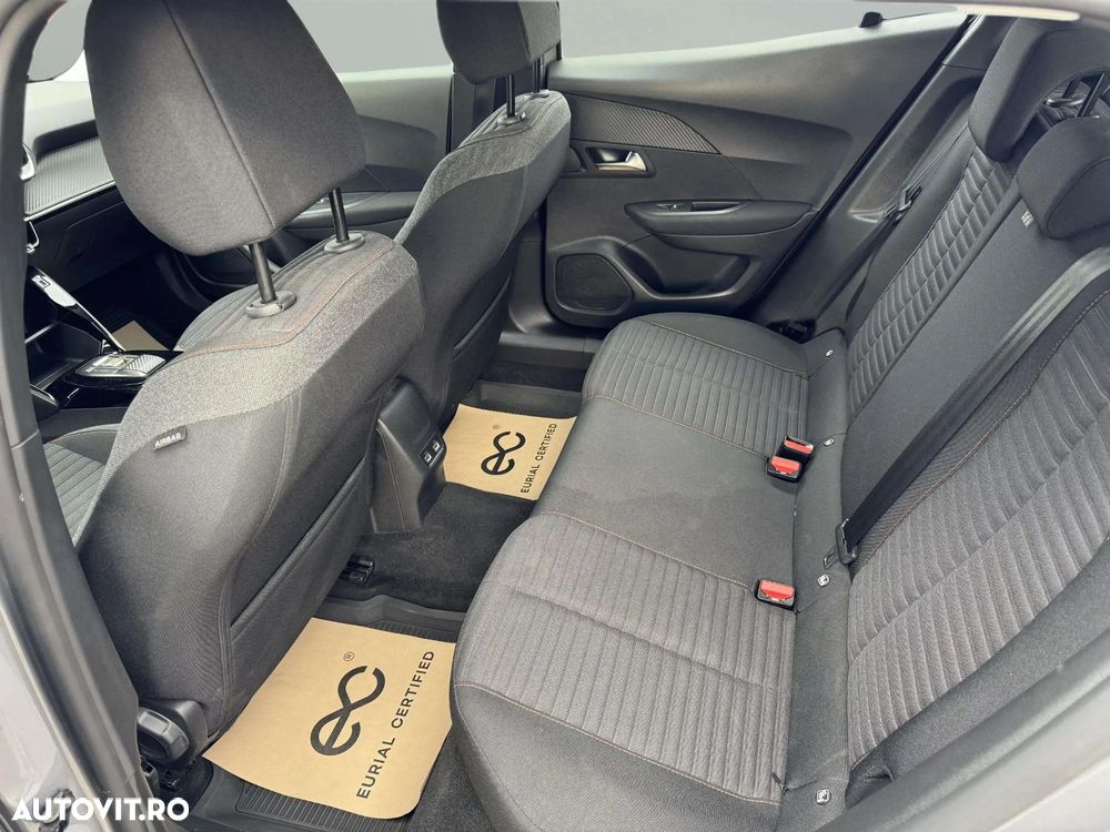 Peugeot 2008 1.2 PureTech EAT8 STT Active Pack - 13