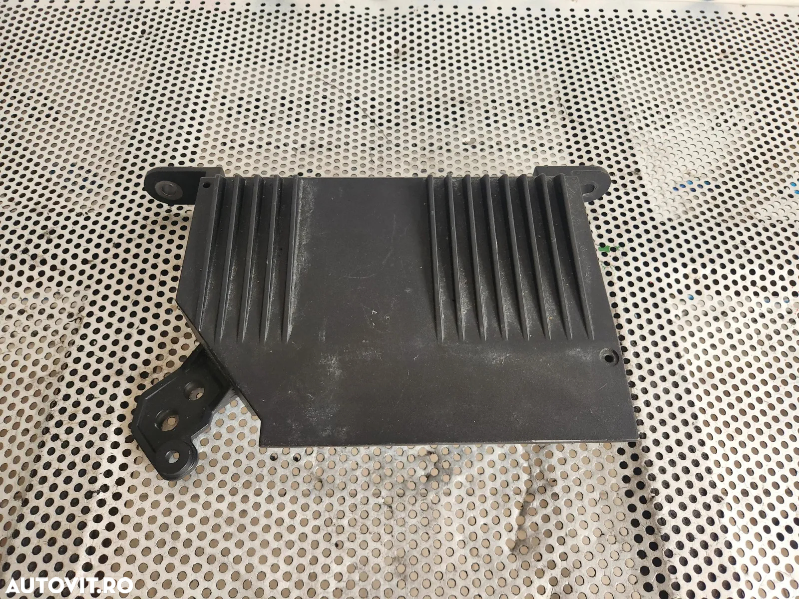 Amplificator Sunet Radio Volvo XC90 XC60 V90 Etc. An 2016-2017-2018-2019-2020-2021-2022-2023 Cod 32212303AA - Dezmembrari Arad * Factura Si Garantie *- Achizitionam Autoturisme/Piese Auto - 5