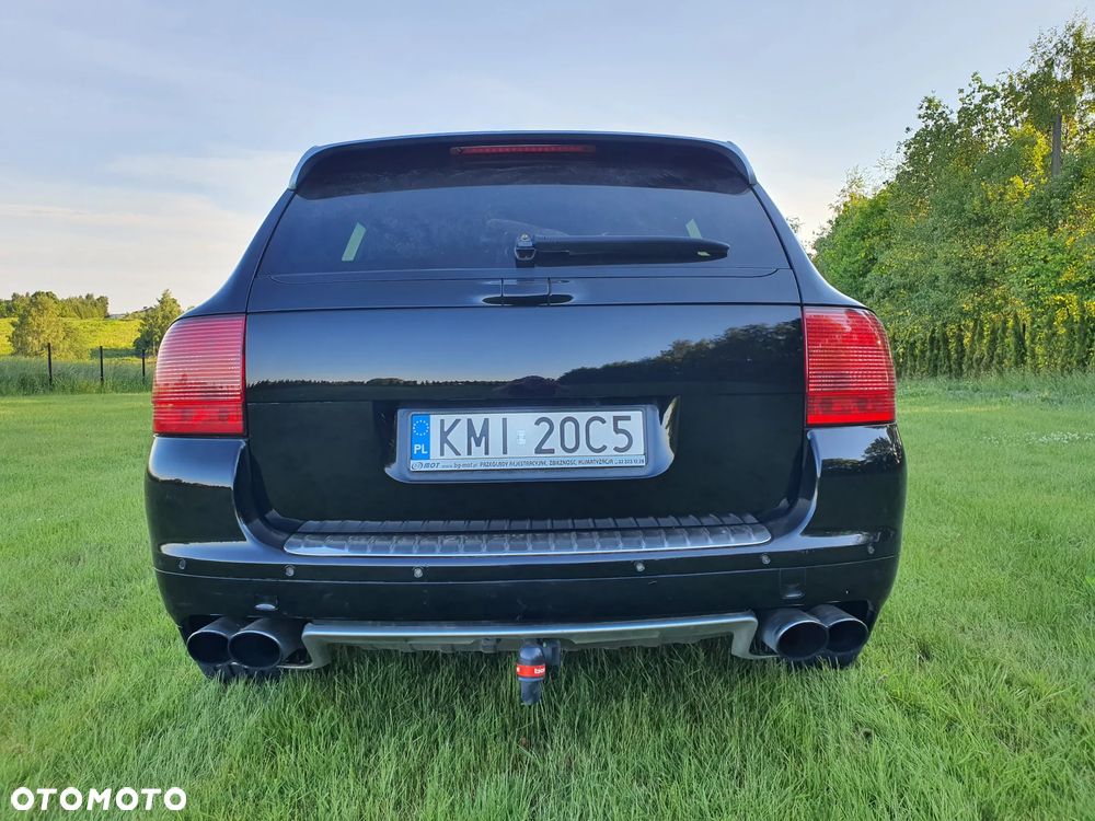 Porsche Cayenne - 28