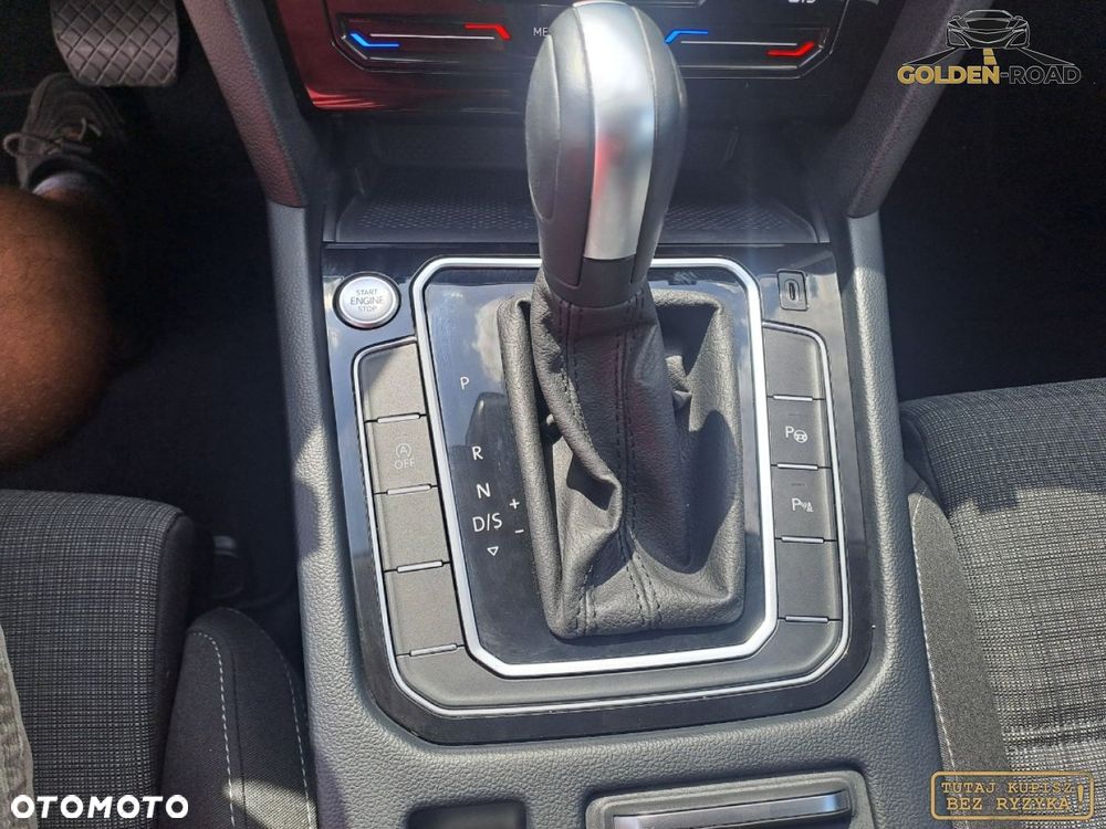 Volkswagen Passat - 17