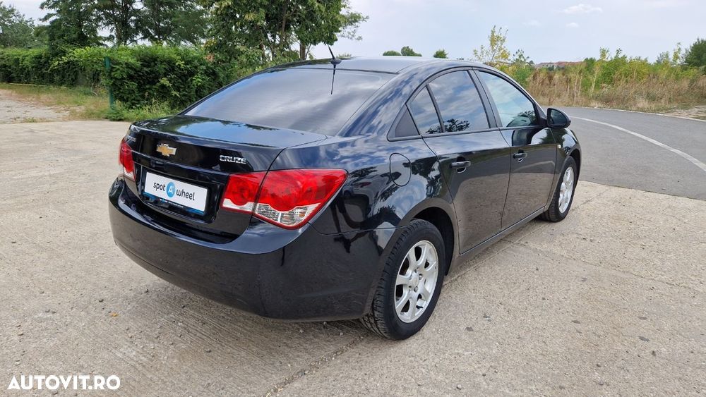 Chevrolet Cruze - 6