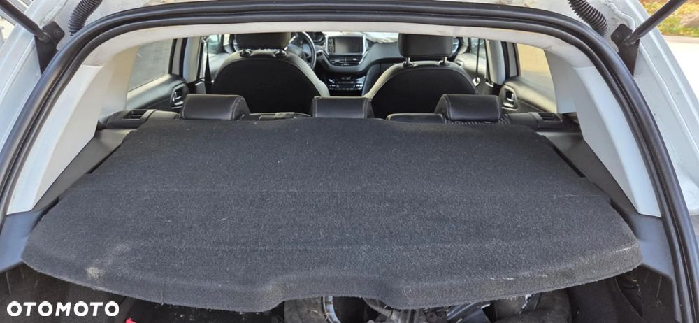 PEUGEOT 2008 półka tylna bagażnika - 1