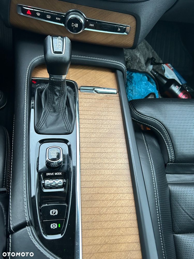 Volvo XC 90 D5 AWD Inscription - 22