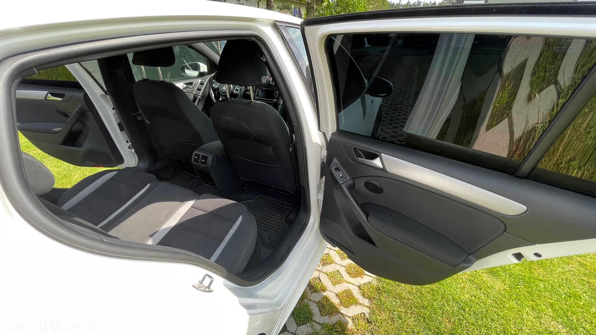 Volkswagen Golf 1.4 TSI Highline - 17