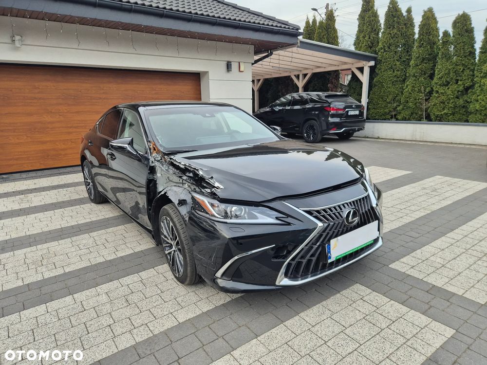 Lexus ES 300h Prestige - 7