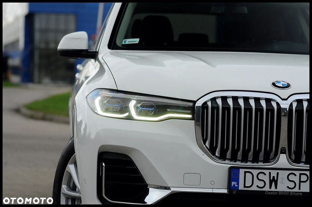 BMW X7 M50d sport - 12