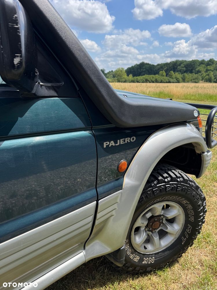 Mitsubishi Pajero - 9