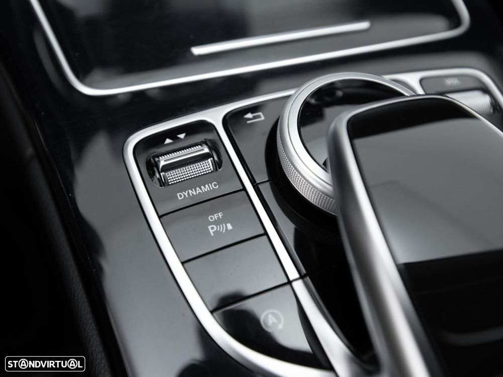 Mercedes-Benz C 200 - 20