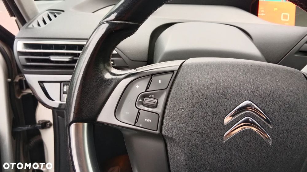 Citroën C4 Picasso - 17