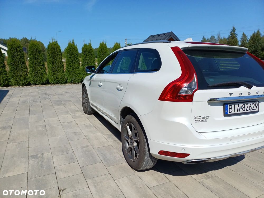 Volvo XC 60 D4 AWD Ocean Race - 6