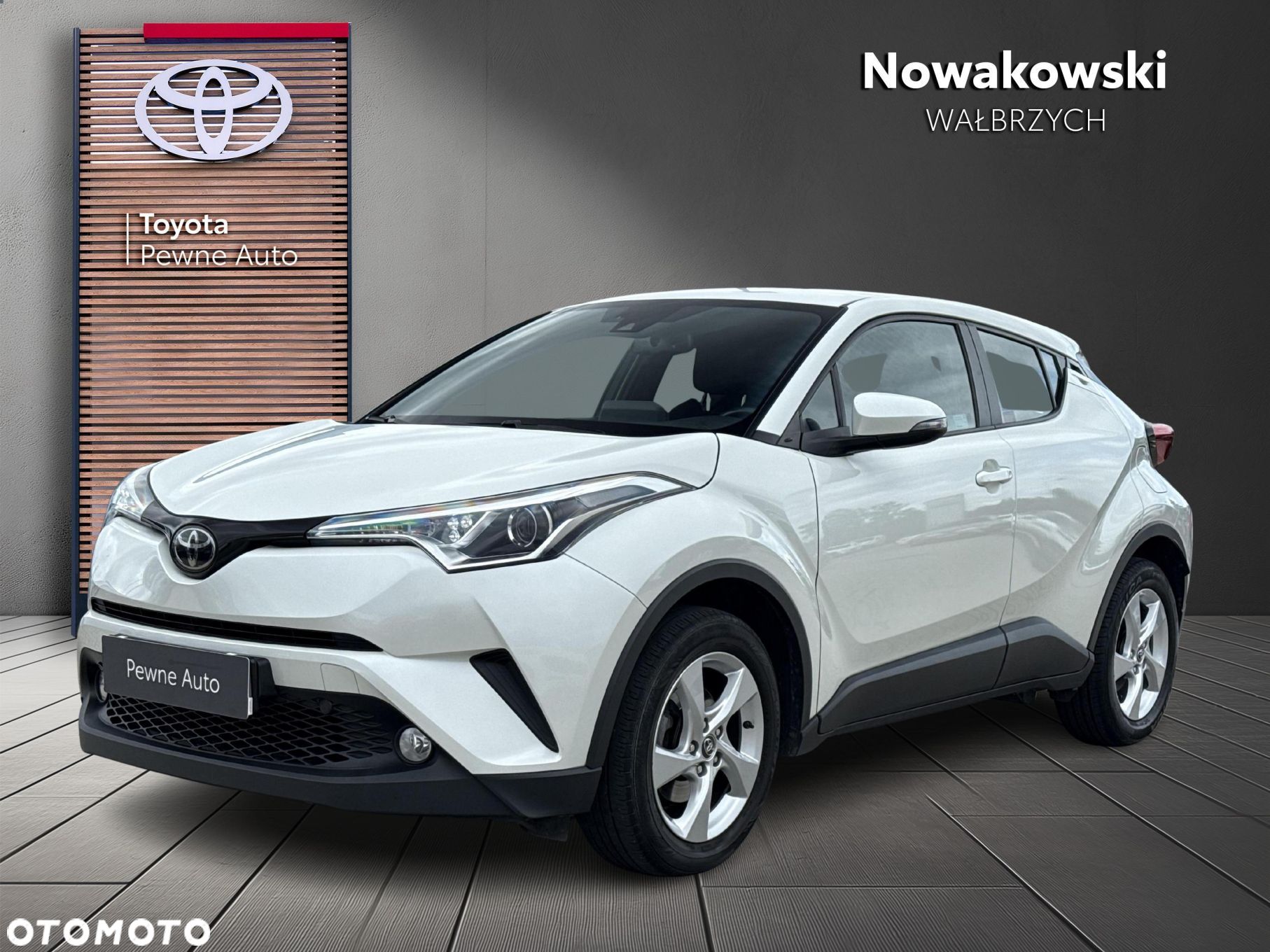 Toyota C-HR 1.2 T Premium CVT - 1