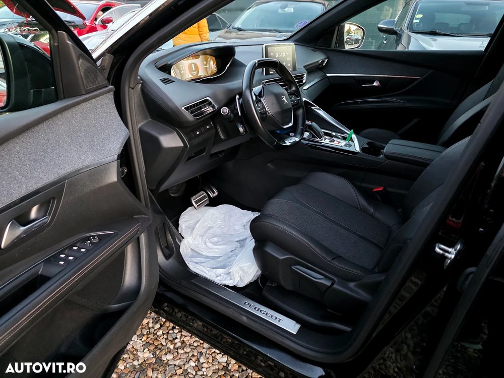 Peugeot 5008 PureTech 180 EAT8 Stop & Start GT Pack - 24