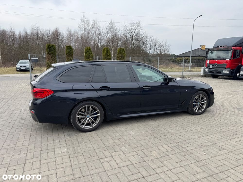 BMW Seria 5 530d xDrive Sport Line - 7