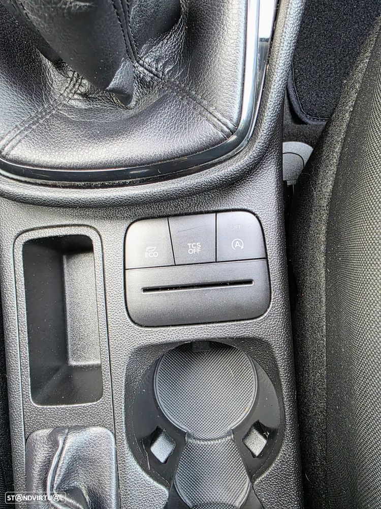 Ford Fiesta 1.1 Ti-VCT Titanium - 36