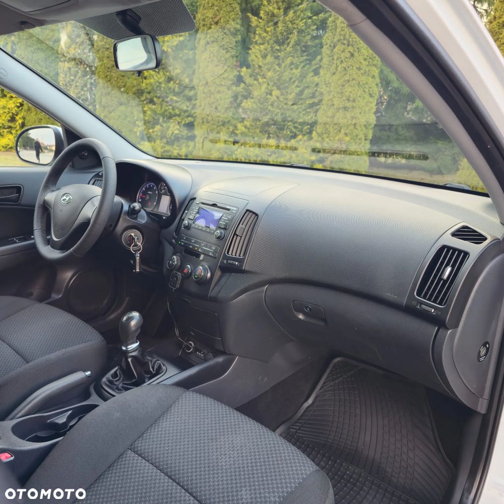 Hyundai i30 1.4 Blue Classic - 24