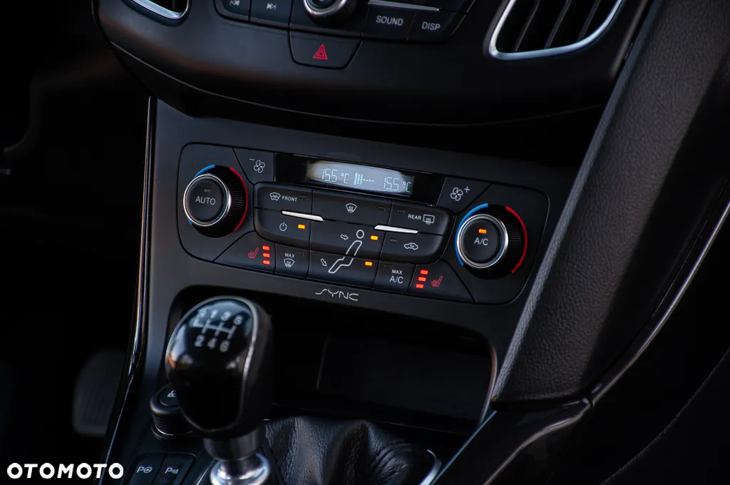 Ford Focus 1.0 EcoBoost Connected - 9