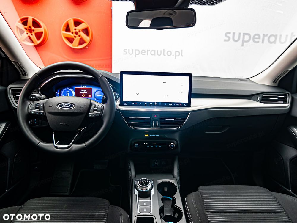 Ford Focus SW 1.5 EcoBlue Titanium X - 9