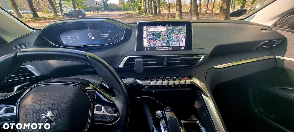 Peugeot 3008 1.5 BlueHDi Allure S&S EAT8 - 26