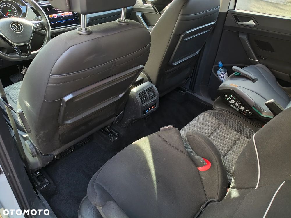 Volkswagen Touran 1.5 TSI EVO Comfortline DSG - 5