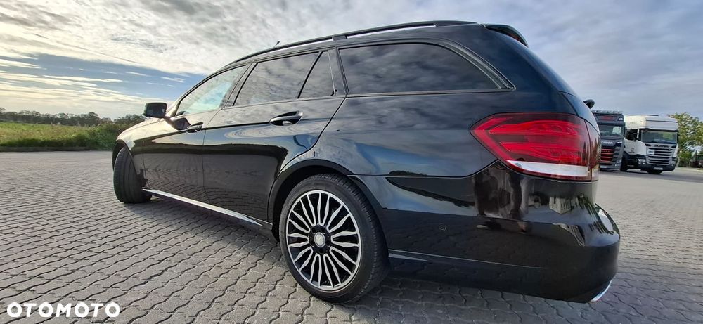 Mercedes-Benz Klasa E 220 BlueTEC 9G-TRONIC - 19