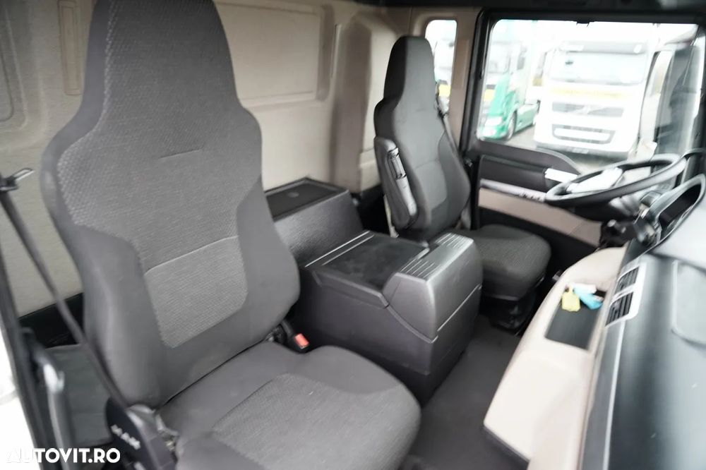 MAN TGS 35.420 / 8x4 / BASCULĂ DUBLĂ / HIDRODOXIE LATERALĂ / BORDMATIC / AUTOMATĂ - 36