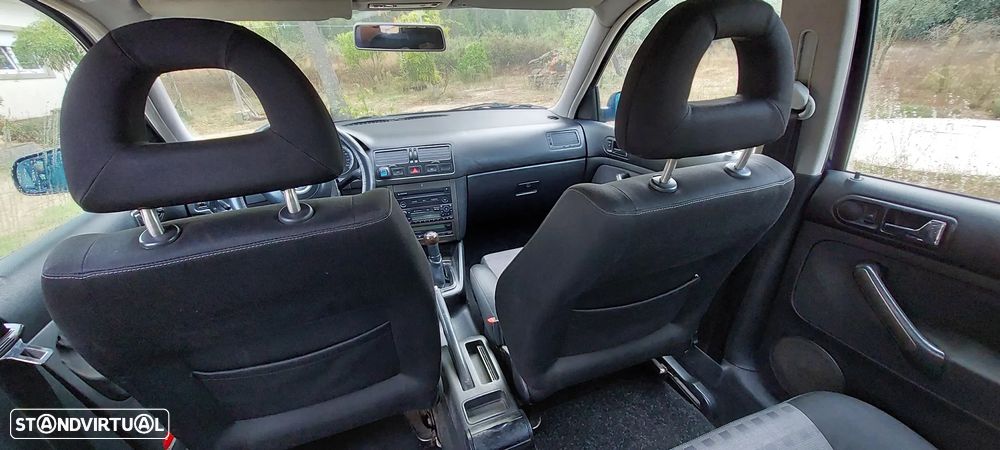 VW Bora 1.9 TDi Highline - 5