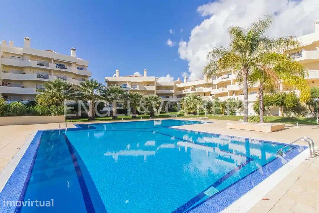 Magnífica penthouse renovada com vista mar, a pé da praia - Grande imagem: 2/30