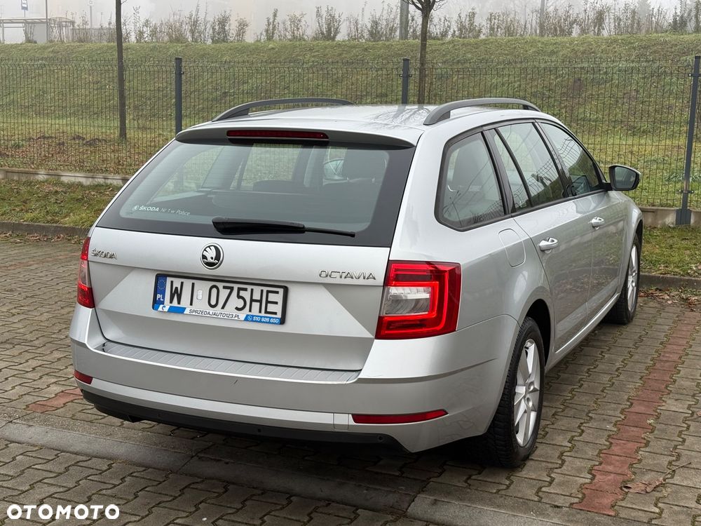 Skoda Octavia 1.4 TSI Ambition - 25