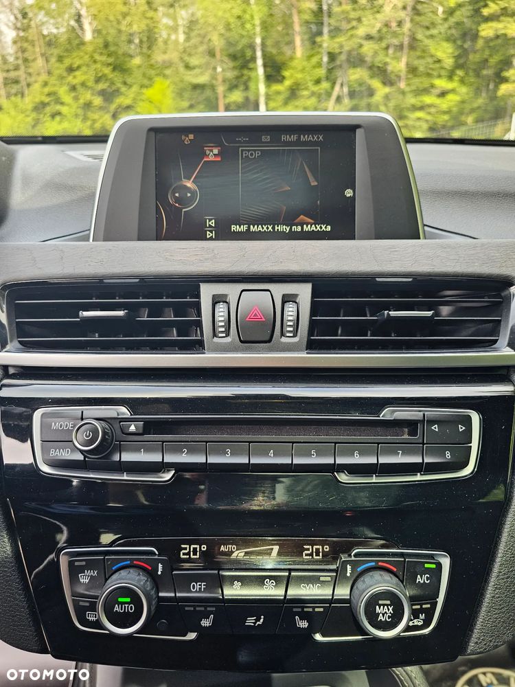 BMW X1 xDrive25i xLine - 14