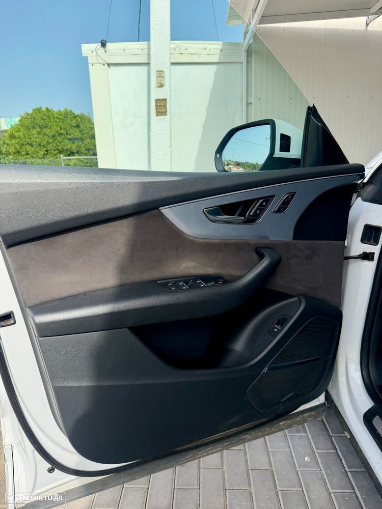Audi Q8 50 TDI quattro Tiptronic - 33