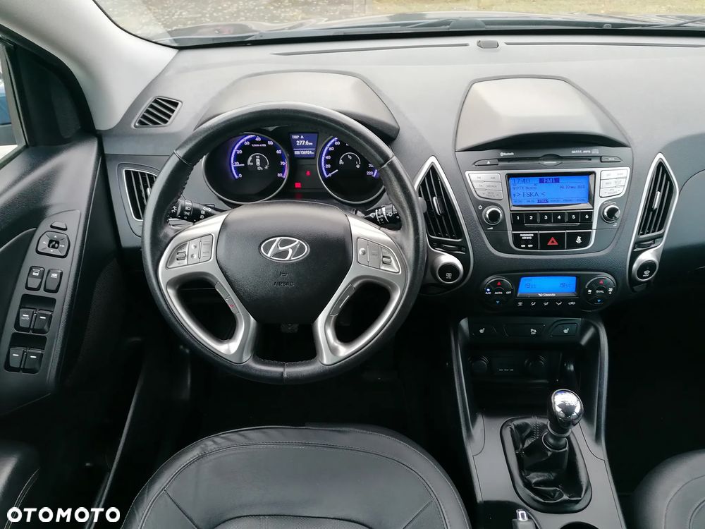 Hyundai ix35 1.6 2WD blue Style - 15